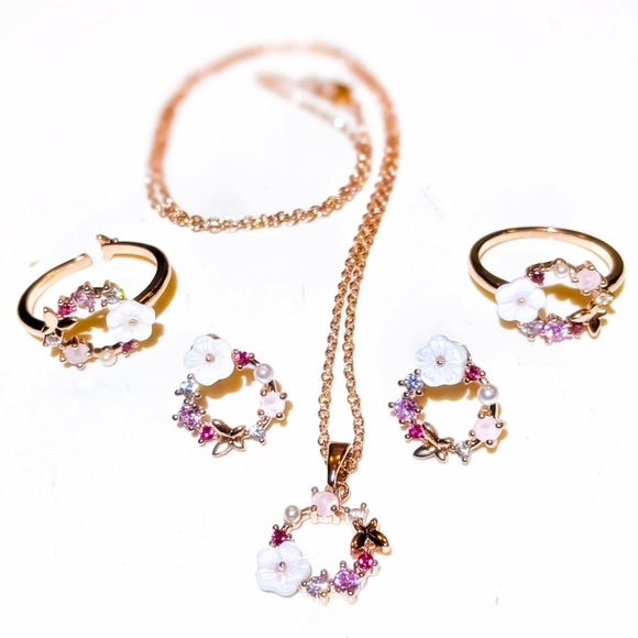 18k Rose Gold Necklace Pearls Rose Quartz Crystal - Picture 3 of 3